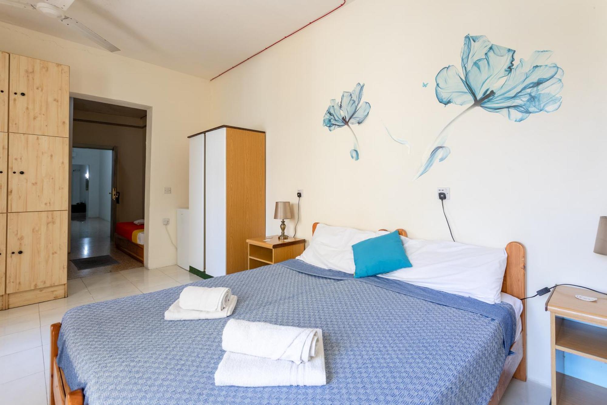 Tarona Guesthouse St. Paul's Bay Camera foto