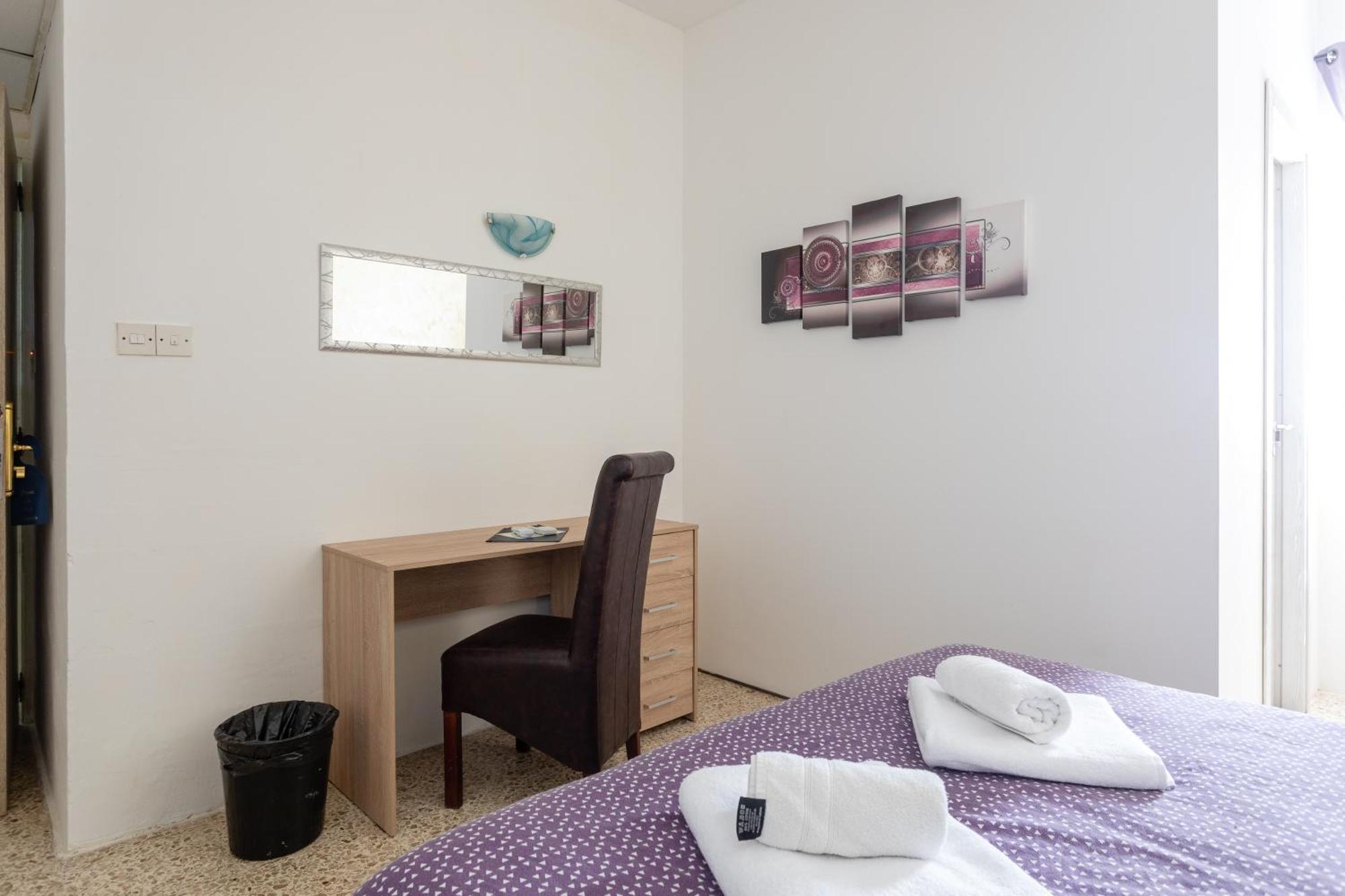 Tarona Guesthouse St. Paul's Bay Camera foto