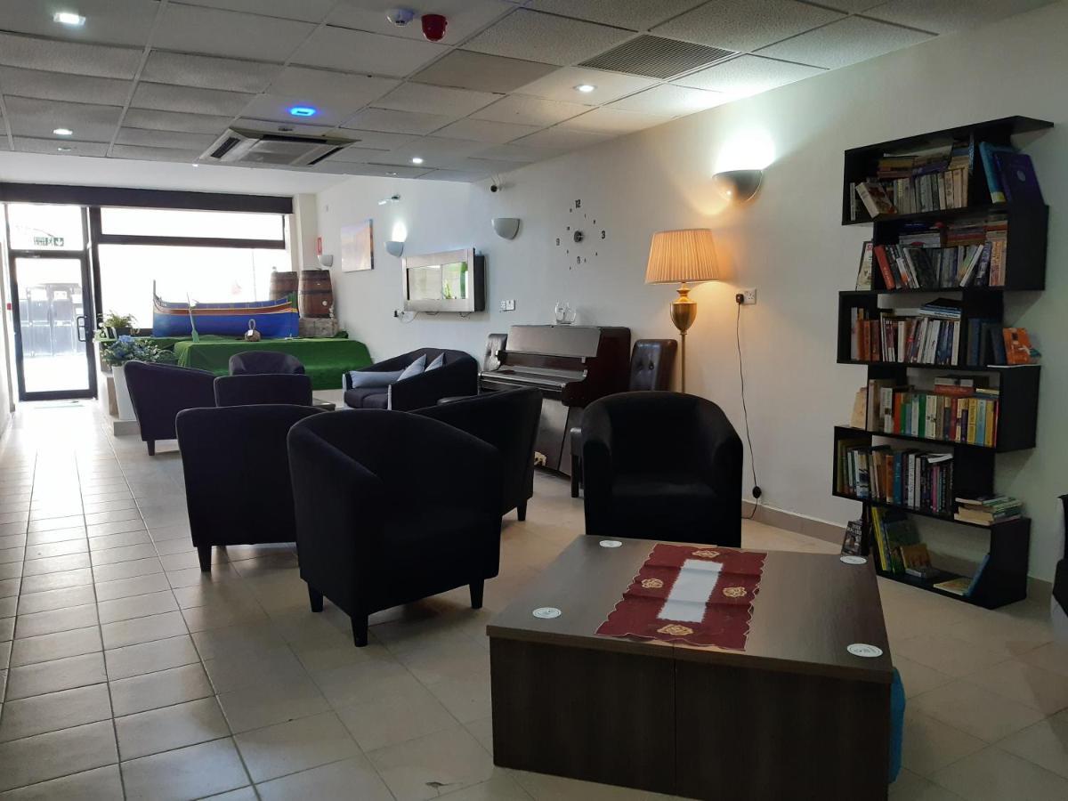 Tarona Guesthouse St. Paul's Bay Esterno foto