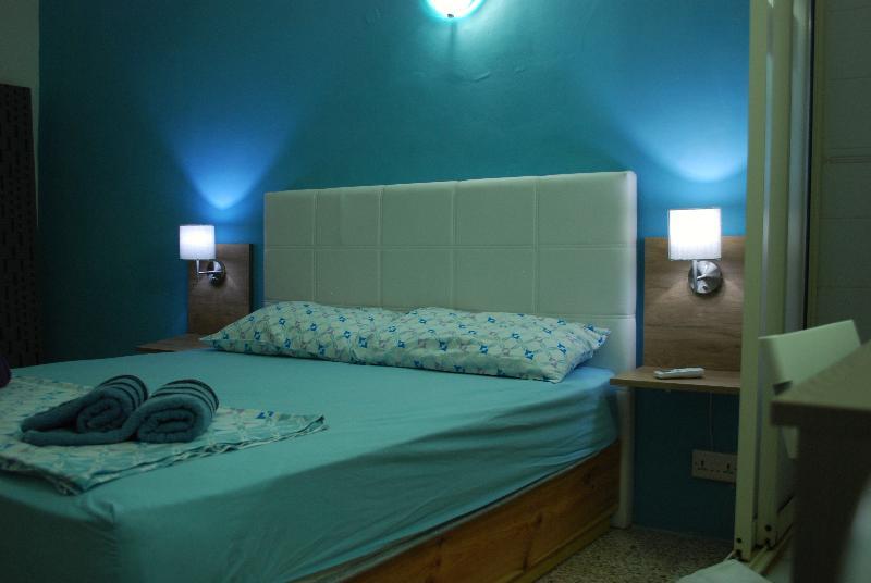 Tarona Guesthouse St. Paul's Bay Esterno foto